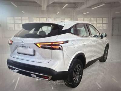 Nissan Qashqai Qashqai III  1.3 mhev Acenta 2wd 158cv xtronic PRA Bianco usata Montecorvino Pugliano