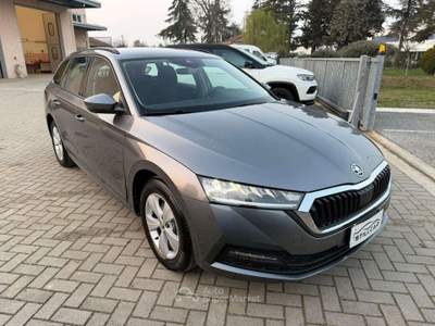 Skoda Octavia OCTAVIA Wagon 2.0 tdi evo Style 115cv dsg Grigio usata Savignano sul Rubicone
