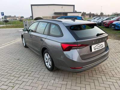Skoda Octavia OCTAVIA Wagon 2.0 tdi evo Style 115cv dsg Grigio usata Savignano sul Rubicone