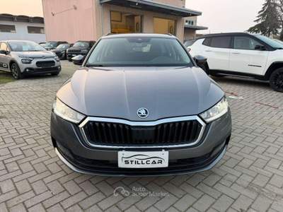 Skoda Octavia OCTAVIA Wagon 2.0 tdi evo Style 115cv dsg Grigio usata Savignano sul Rubicone