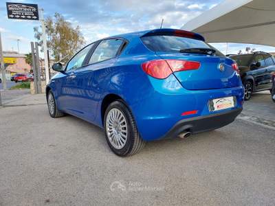 Alfa Romeo Giulietta 135000 km!!!!!! Blu/Azzurro usata Mondragone