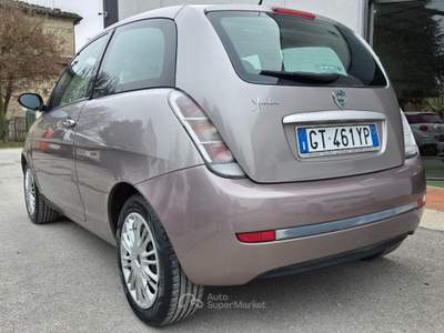 Lancia Ypsilon 1.2 Platino IMPIANTO METANO Grigio usata Città di Castello