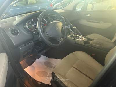 Peugeot 3008 PEOGEUT 3008 ANNO 2013 CAMBIO AUTOMATICO Nero usata Ponsacco