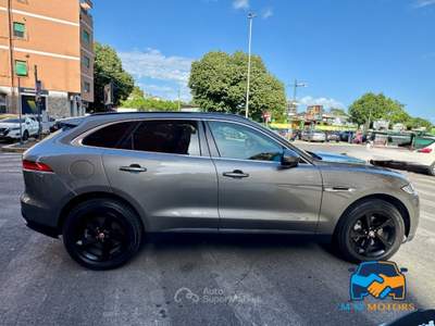 Jaguar F-Pace 3.0d Portfolio awd 300cv auto Oro usata Roma