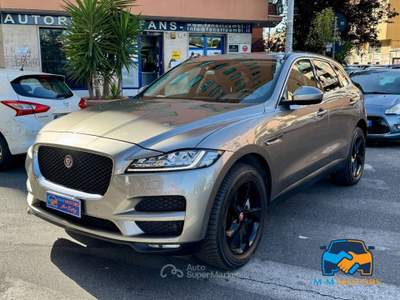 Jaguar F-Pace 3.0d Portfolio awd 300cv auto Oro usata Roma