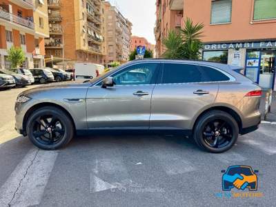 Jaguar F-Pace 3.0d Portfolio awd 300cv auto Oro usata Roma