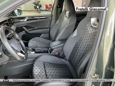 Volkswagen Tiguan 2.0 tdi r-line plus 4motion 193cv dsg Verde usata Assago