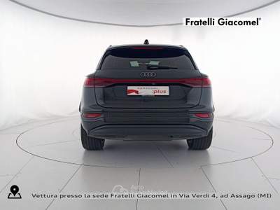 Audi Q6 performance business advanced 326cv Nero usata Assago