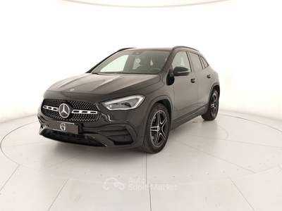Mercedes-Benz GLA Gla 200 d premium auto Nero usata Livorno