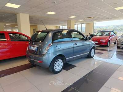 Lancia Ypsilon Ypsilon 1.3 MJT 75 CV Platino Bianco usata MONTE URANO