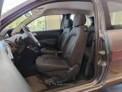 Lancia Ypsilon Ypsilon 1.3 MJT 75 CV Platino Bianco usata MONTE URANO