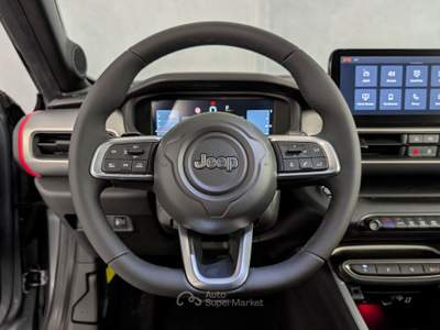 Jeep Avenger Avenger - 1.2 Turbo E-Hybrid 110cv eDCT6 - Summit Grigio usata Robecco sul Naviglio