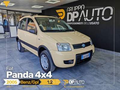 Fiat Panda Panda 1.2 GPL Climbing 4x4 Giallo usata Marano di Napoli