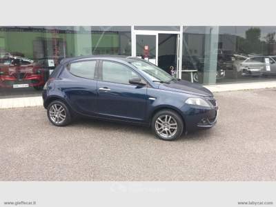 Lancia Ypsilon Ypsilon 1.0 FireFly 5p HYBRID Blu/Azzurro usata Udine