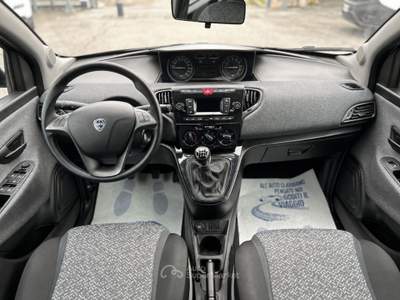 Lancia Ypsilon 1.0 firefly hybrid Silver Plus s&amp;s 70cv Grigio usata NOALE
