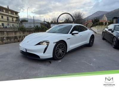 Porsche Taycan Performance Plus Grigio usata Santa Maria a Vico