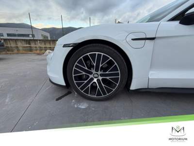 Porsche Taycan Performance Plus Grigio usata Santa Maria a Vico