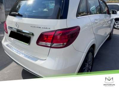 Mercedes-Benz Classe B e Sport Bianco usata Santa Maria a Vico