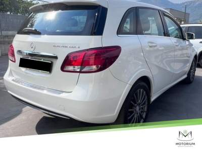 Mercedes-Benz Classe B e Sport Bianco usata Santa Maria a Vico