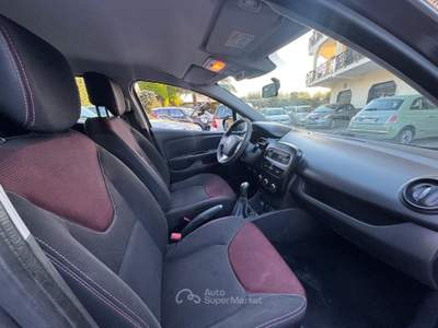 Renault Clio 1.2 75 CV 5p. Intens Grigio usata ANGRI