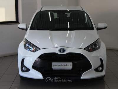 Toyota Yaris 1.5 Hybrid 5p. E-CVT Active Bianco usata Potenza