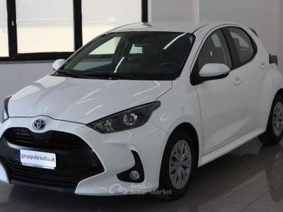 Toyota Yaris 1.5 Hybrid 5p. E-CVT Active Bianco usata Potenza