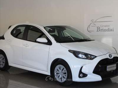 Toyota Yaris 1.5 Hybrid 5p. E-CVT Active Bianco usata Potenza