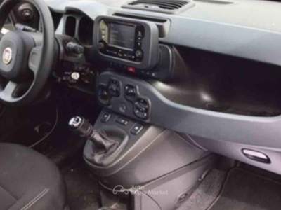 Fiat Panda  1.0 firefly hybrid 70 5p Nero usata Sant'Anastasia