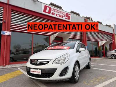 Opel Corsa 5p 1.2 Club 85cv, NEOPATENTATI OK! Bianco usata Codroipo