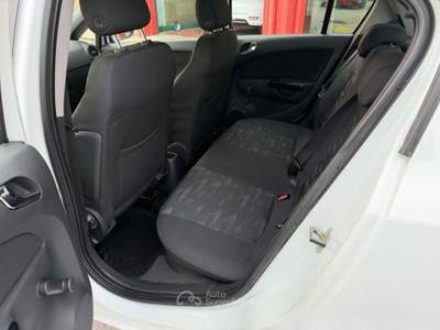 Opel Corsa 5p 1.2 Club 85cv, NEOPATENTATI OK! Bianco usata Codroipo