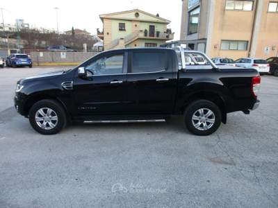 Ford Ranger VII 2019 2.0 tdci double cab Limited 170cv auto Nero usata Ariano Irpino