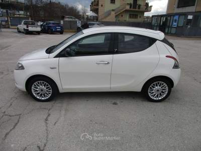 Lancia Ypsilon 1.3 mjt Gold s GARANTITA FULL OPTIONAL Bianco usata Ariano Irpino