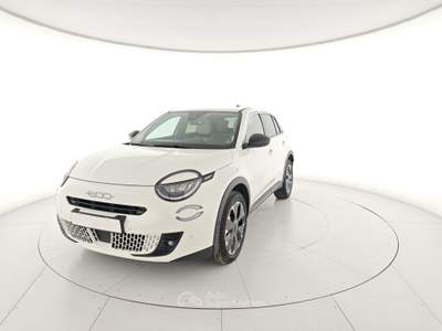 Fiat 600 Hybrid 110 CV DCT MHEV La Prima Bianco usata Capua