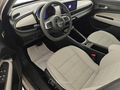 Fiat 600 Hybrid 110 CV DCT MHEV La Prima Beige usata Capua
