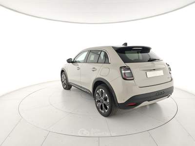 Fiat 600 Hybrid 110 CV DCT MHEV La Prima Beige usata Capua