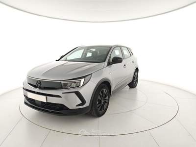 Opel Grandland X 1.2 Turbo 12V 130 CV GS Grigio usata Capua