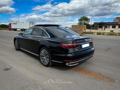 Audi A8 3.0 MHEV quattro tiptronic 286 cv IBRIDA Nero usata SANTERAMO IN COLLE