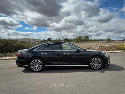 Audi A8 3.0 MHEV quattro tiptronic 286 cv IBRIDA Nero usata SANTERAMO IN COLLE