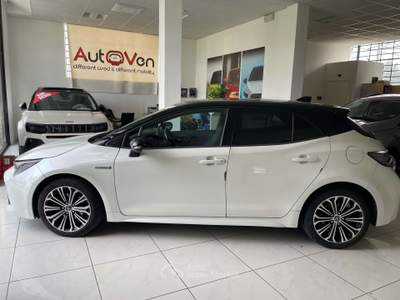Toyota Corolla Corolla XII 2019 1.8h Style cvt Bianco usata Lonate Pozzolo