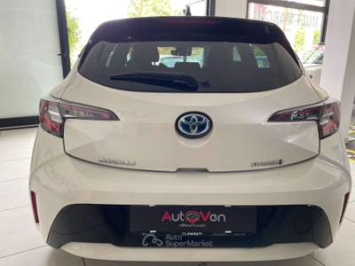 Toyota Corolla Corolla XII 2019 1.8h Style cvt Bianco usata Lonate Pozzolo