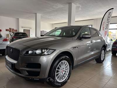 Jaguar F-Pace 2.0d Portfolio awd 180cv my18**UNICO PROPIETARIO**TAGLIANDI CERTIFICATI** Grigio usata Trezzano sul Naviglio