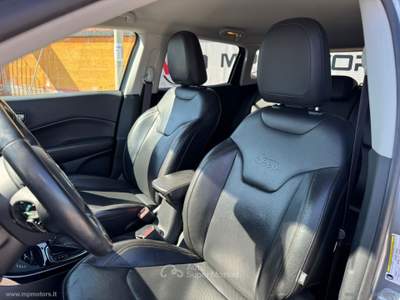 Jeep Compass COMPASS LIMITED 4X4 AUTO. 2.0MJ 140CV Argento usata Bari