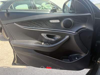 Mercedes-Benz Classe E E 200 d Premium auto Nero usata Gualdo Tadino