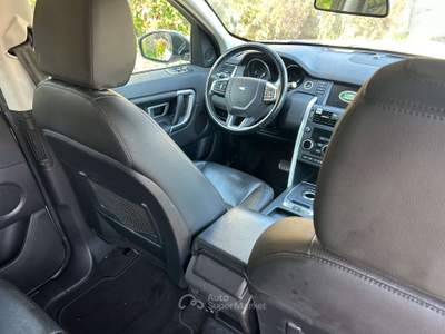 Land Rover Discovery Sport Discovery Sport 2.0 TD4 150 CV Auto Business Editi Bianco usata Velletri