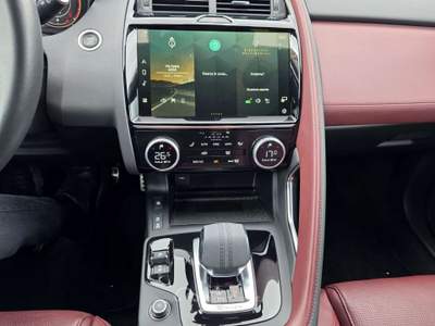 Jaguar E-Pace E-Pace 2.0D I4 163 CV AWD Auto R-Dynamic HSE GARANZIA JAGUAR FINO A LUGLIO 2029 Bianco usata Velletri