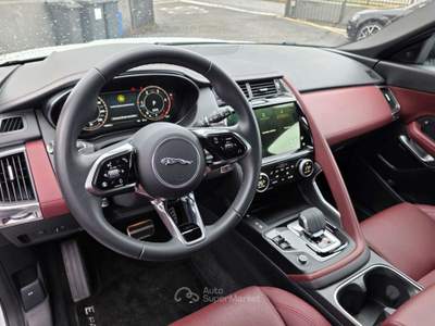 Jaguar E-Pace E-Pace 2.0D I4 163 CV AWD Auto R-Dynamic HSE GARANZIA JAGUAR FINO A LUGLIO 2029 Bianco usata Velletri