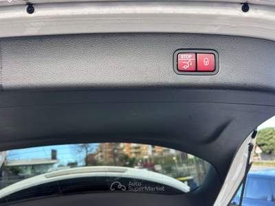 Mercedes-Benz GLC GLC 220 d 4Matic Mild Hybrid AMG Premium Bianco usata Velletri