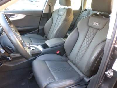 Audi A4 45 2.0 tfsi mhev Business 245cv s-tronic KM 54000 Grigio usata Rimini