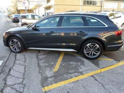 Audi A4 45 2.0 tfsi mhev Business 245cv s-tronic KM 54000 Grigio usata Rimini