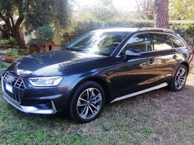 Audi A4 45 2.0 tfsi mhev Business 245cv s-tronic KM 54000 Grigio usata Rimini